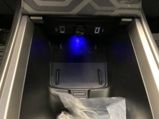 JEEP Avenger usata, con Autoradio digitale