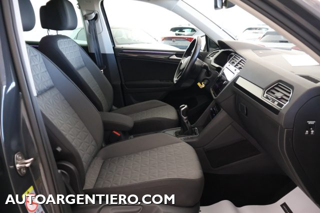 VOLKSWAGEN Tiguan usata, con Sensore di pioggia