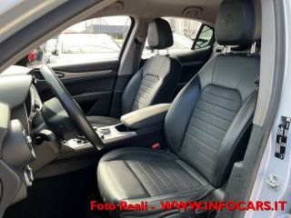 ALFA ROMEO Stelvio usata, con Alzacristalli elettrici