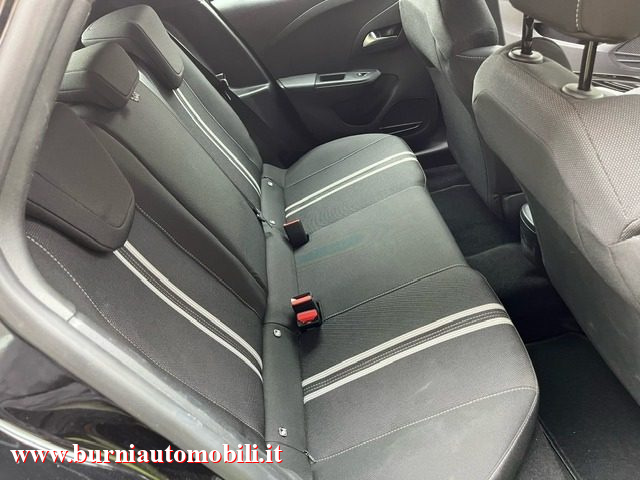 OPEL Corsa usata, con USB