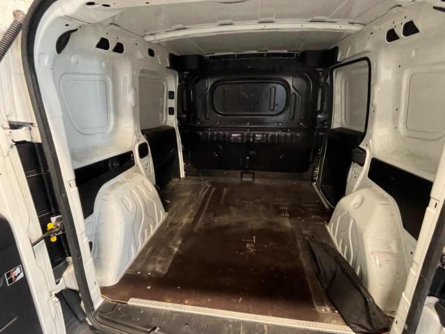 FIAT Doblo usata, con Autoradio