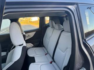 JEEP Renegade usata, con USB