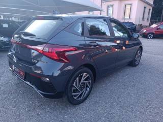 HYUNDAI i20 usata, con Autoradio