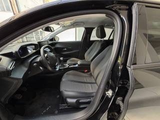 PEUGEOT 208 usata, con Touch screen