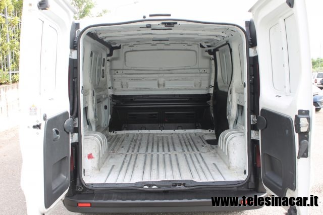 RENAULT usata 5