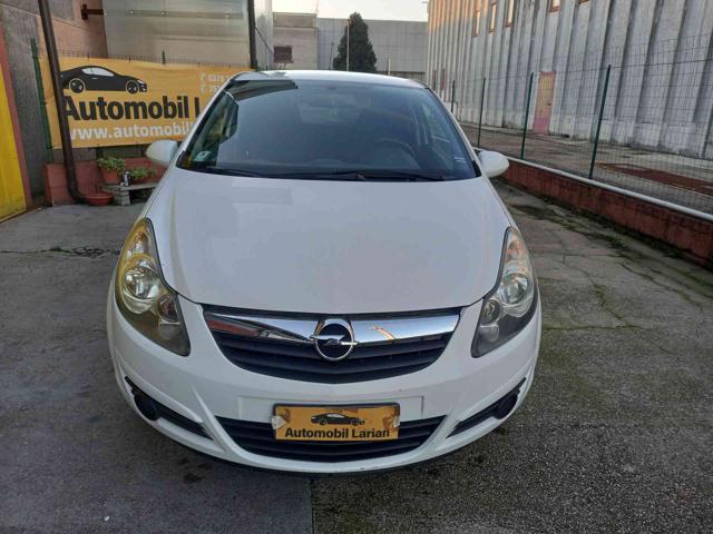 OPEL Corsa usata, con Airbag laterali