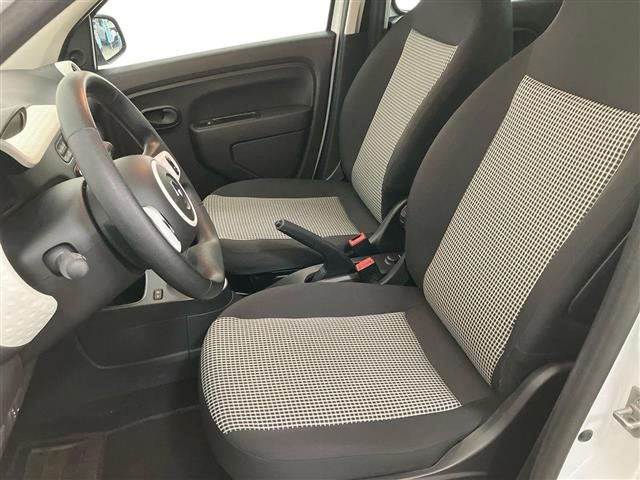 RENAULT Twingo usata, con Controllo automatico clima