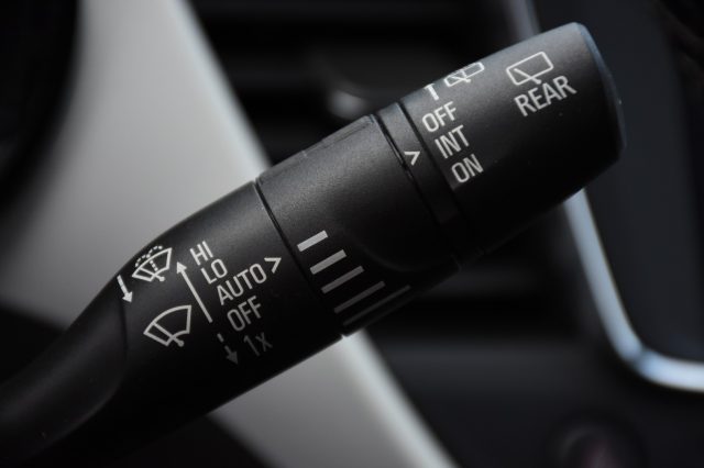 OPEL Crossland usata, con Touch screen