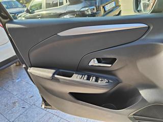 OPEL Corsa usata, con USB