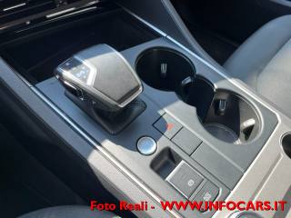 VOLKSWAGEN Touareg usata, con USB