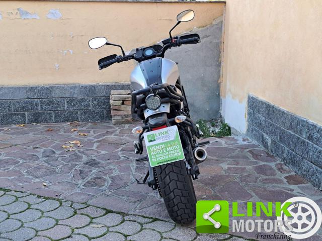YAMAHA XSR 700 usata 4