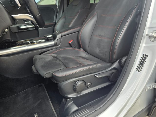 MERCEDES-BENZ GLA 200 usata, con Spoiler
