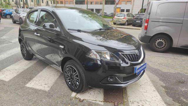 LANCIA Ypsilon usata, con ABS