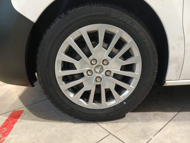 PEUGEOT Expert usata 11