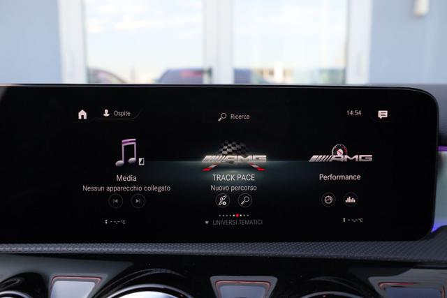 MERCEDES-BENZ A 35 AMG usata, con Airbag testa