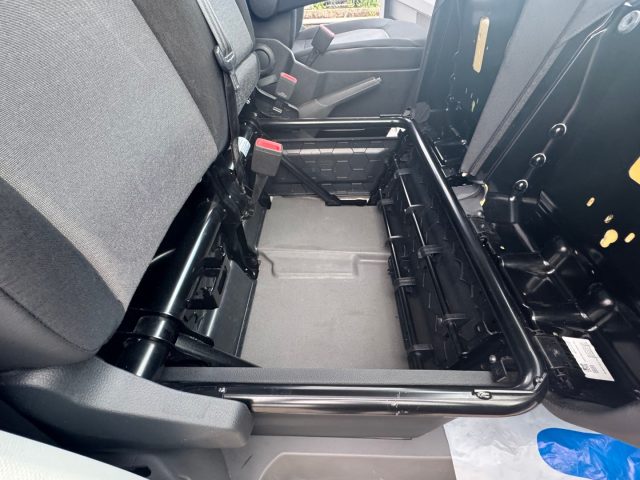 VOLKSWAGEN Crafter usata, con Porta scorrevole