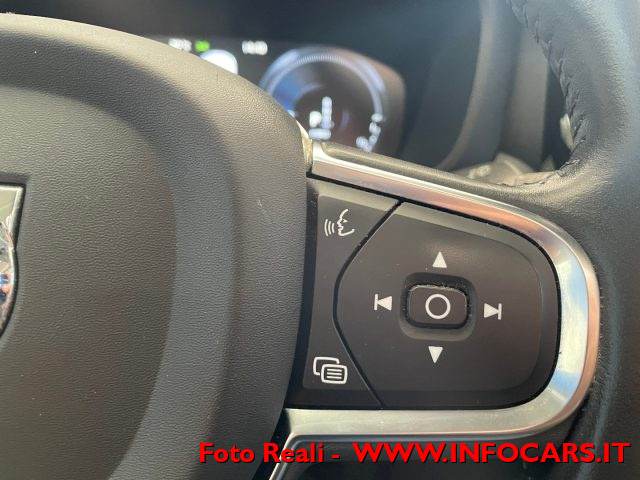 VOLVO XC60 usata, con Volante in pelle