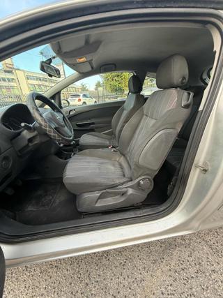 OPEL Corsa usata, con Specchietti laterali elettrici