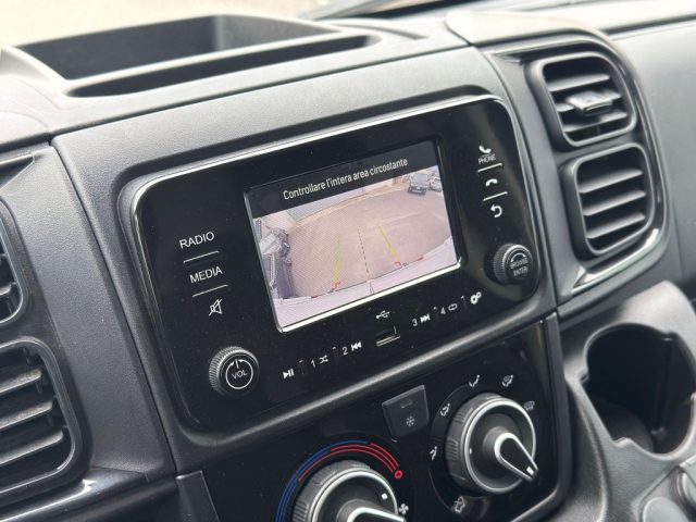 PEUGEOT Boxer usata, con Bracciolo