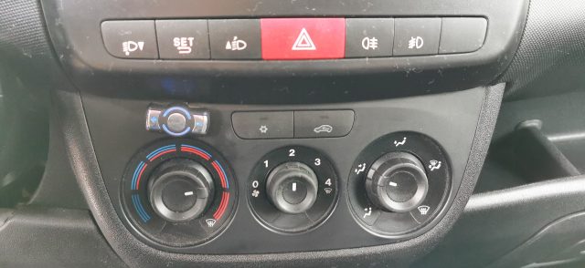 OPEL Combo usata, con Immobilizzatore elettronico