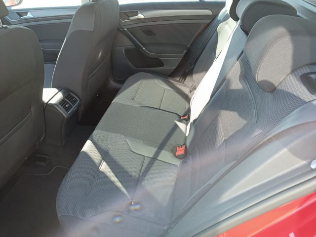 VOLKSWAGEN Golf Variant usata, con Controllo automatico clima
