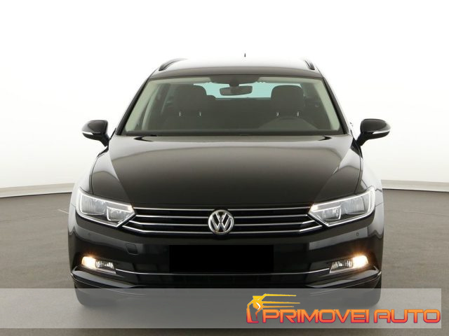 VOLKSWAGEN Passat Variant usata, con Cruise Control