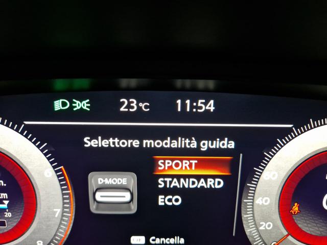 NISSAN Qashqai usata, con USB