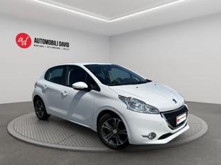 PEUGEOT 208 usata, con Airbag