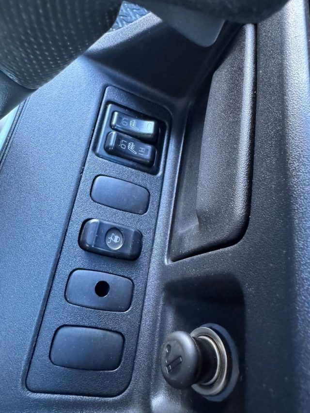 MITSUBISHI Pajero usata, con Controllo trazione