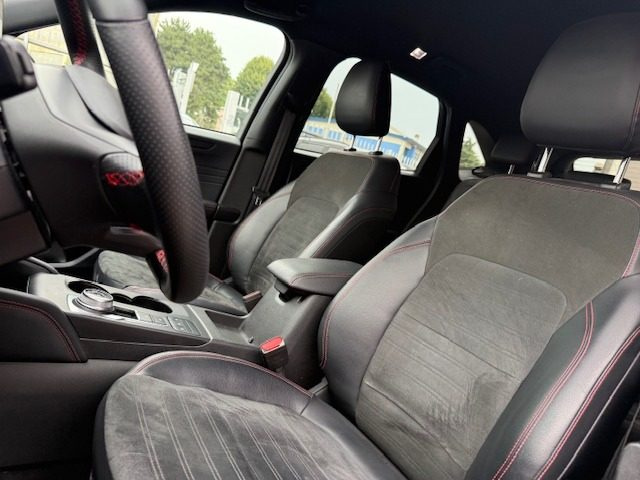 FORD Kuga usata, con Fari Xenon