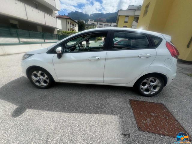 FORD Fiesta usata, con Airbag