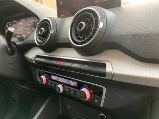 AUDI Q2 usata, con Airbag testa