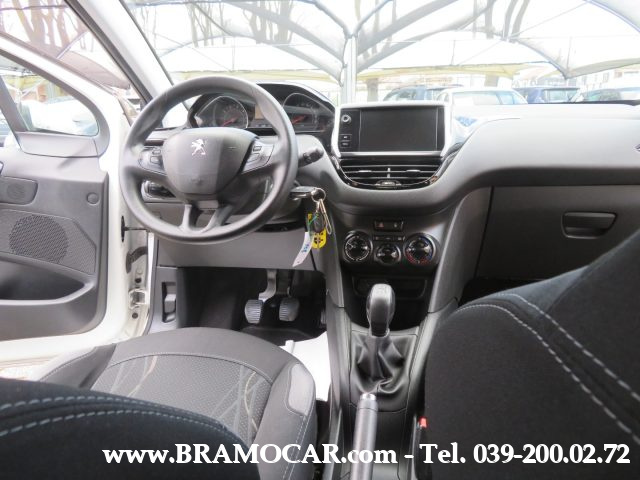 PEUGEOT 208 usata 32