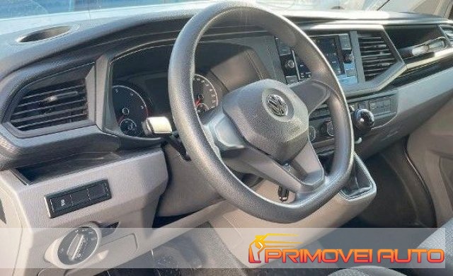 VOLKSWAGEN Caravelle usata, con Bracciolo