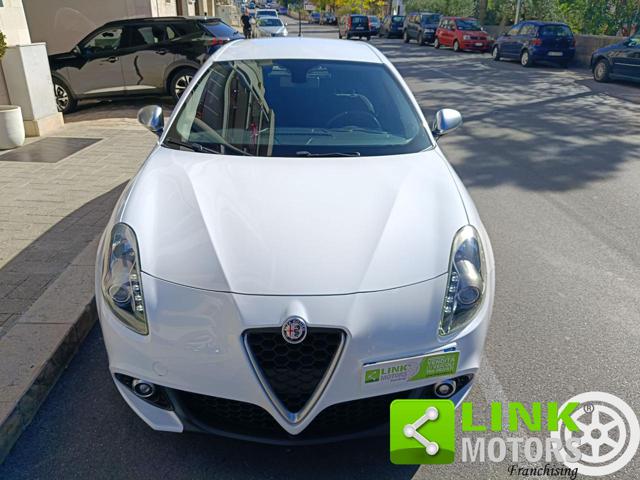 ALFA ROMEO Giulietta usata, con Autoradio