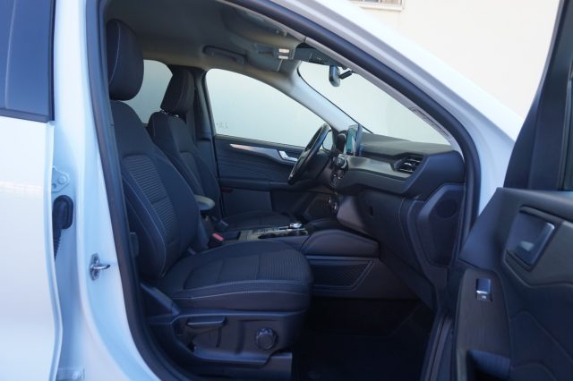 FORD Kuga usata, con Touch screen