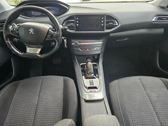 PEUGEOT 308 usata, con Fendinebbia