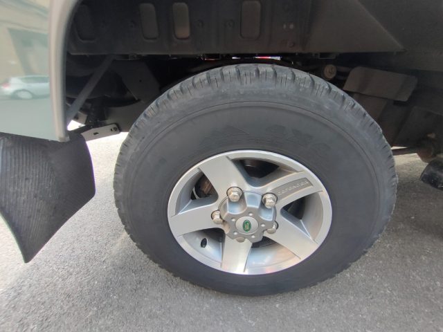 LAND ROVER Defender usata 23