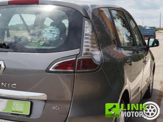 RENAULT Scenic usata 27