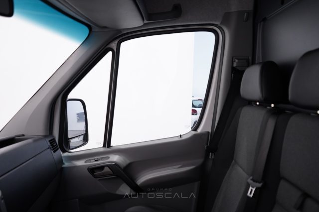VOLKSWAGEN Crafter usata 17