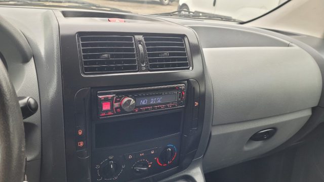 PEUGEOT Expert usata 11