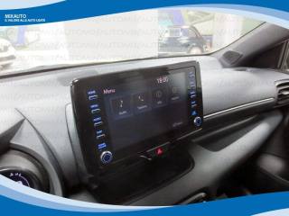 TOYOTA Yaris usata, con Boardcomputer