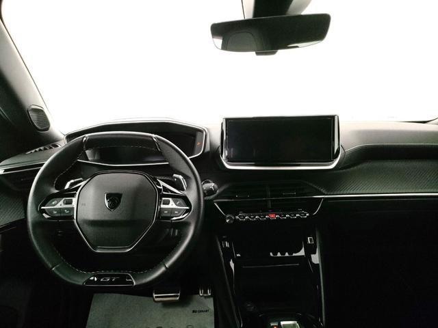 PEUGEOT 2008 usata, con Controllo automatico clima