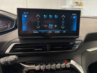 PEUGEOT 5008 usata, con Fari Xenon