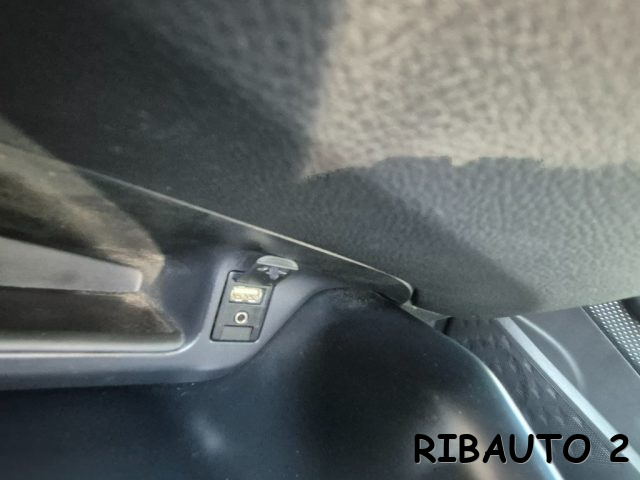 TOYOTA C-HR usata, con Chiusura centralizzata telecomandata