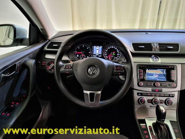 VOLKSWAGEN Passat usata, con Bluetooth