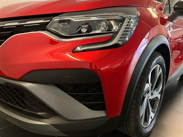 RENAULT Captur usata 6