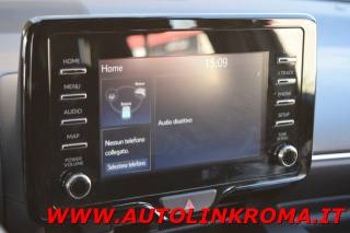 TOYOTA Yaris usata, con Autoradio