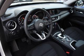 ALFA ROMEO Stelvio usata, con Autoradio
