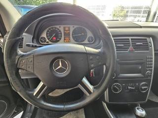 MERCEDES-BENZ B 180 usata, con ESP